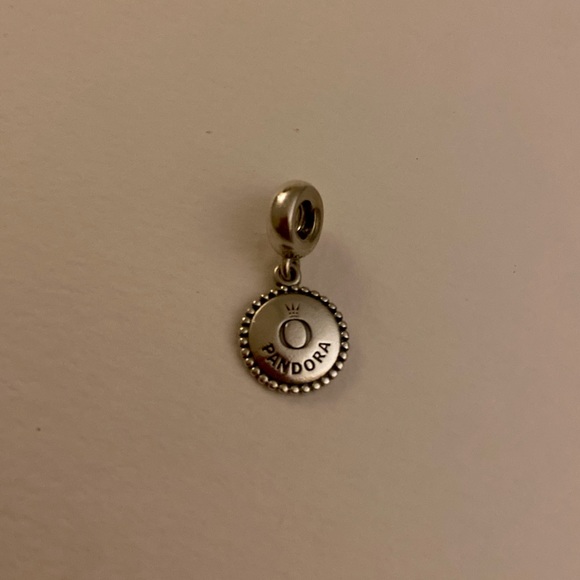 Pandora’s official exclusive Chicago flag dangle charm - Picture 2 of 2